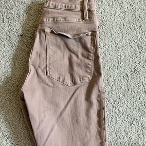 Frame blush skinny jeans